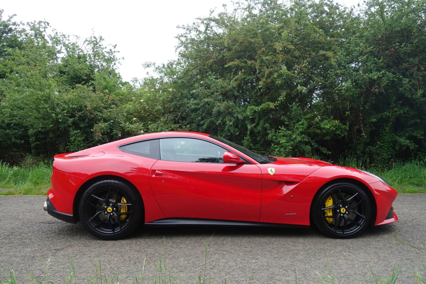 2014 Ferrari F12 Berlinetta, image 3