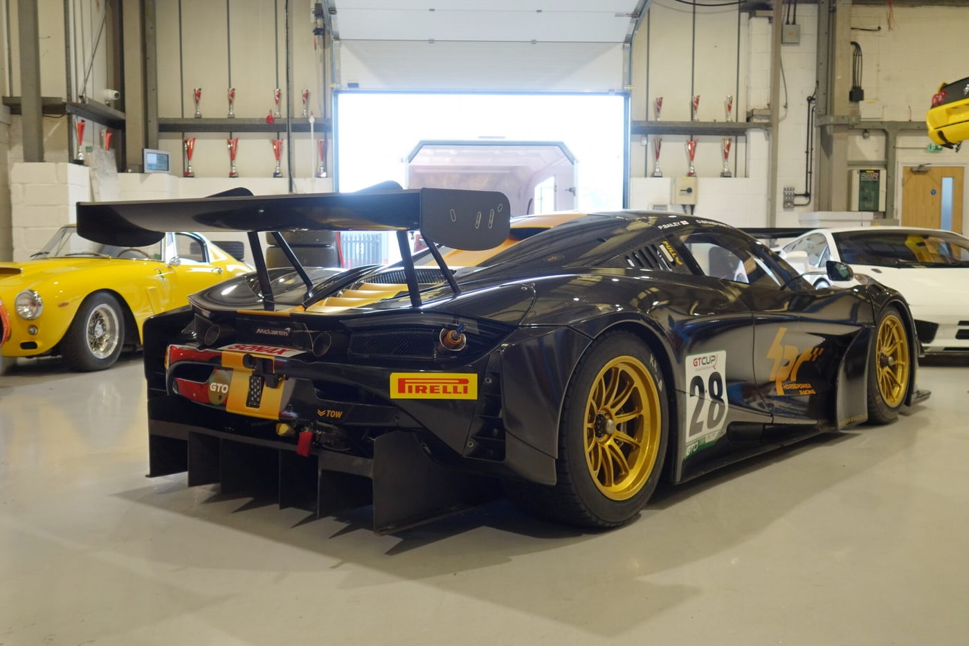 2020 McLaren 720S GT3, image 4