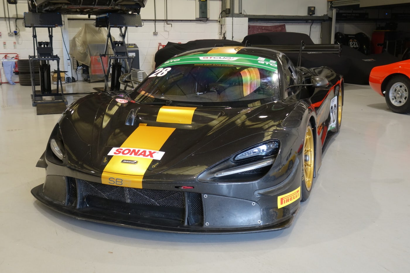 2020 McLaren 720S GT3, image 8